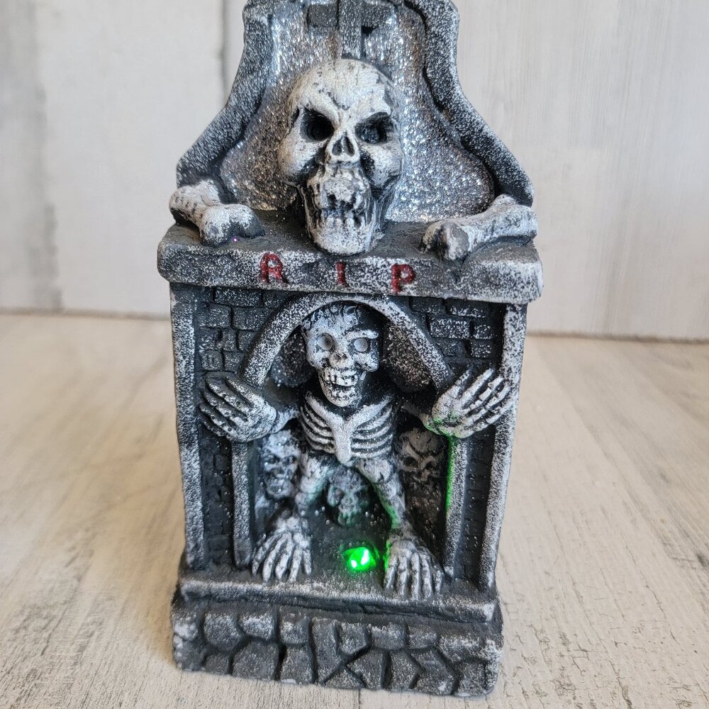 Multicolor‎ light up skeleton Tombstone skull Halloween home decor